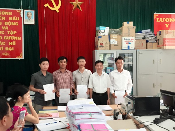 Công bố Quyết định bổ nhiệm viên chức Trung tâm Y tế huyện Bắc Quang, trưởng trạm Y tế các xã
