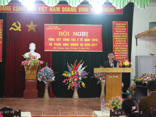 Trung tâm Y tế Bắc Quang tổ chức Hội nghị tổng kết công tác Y tế năm 2016 và phương hướng nhiệm vụ năm 2017
